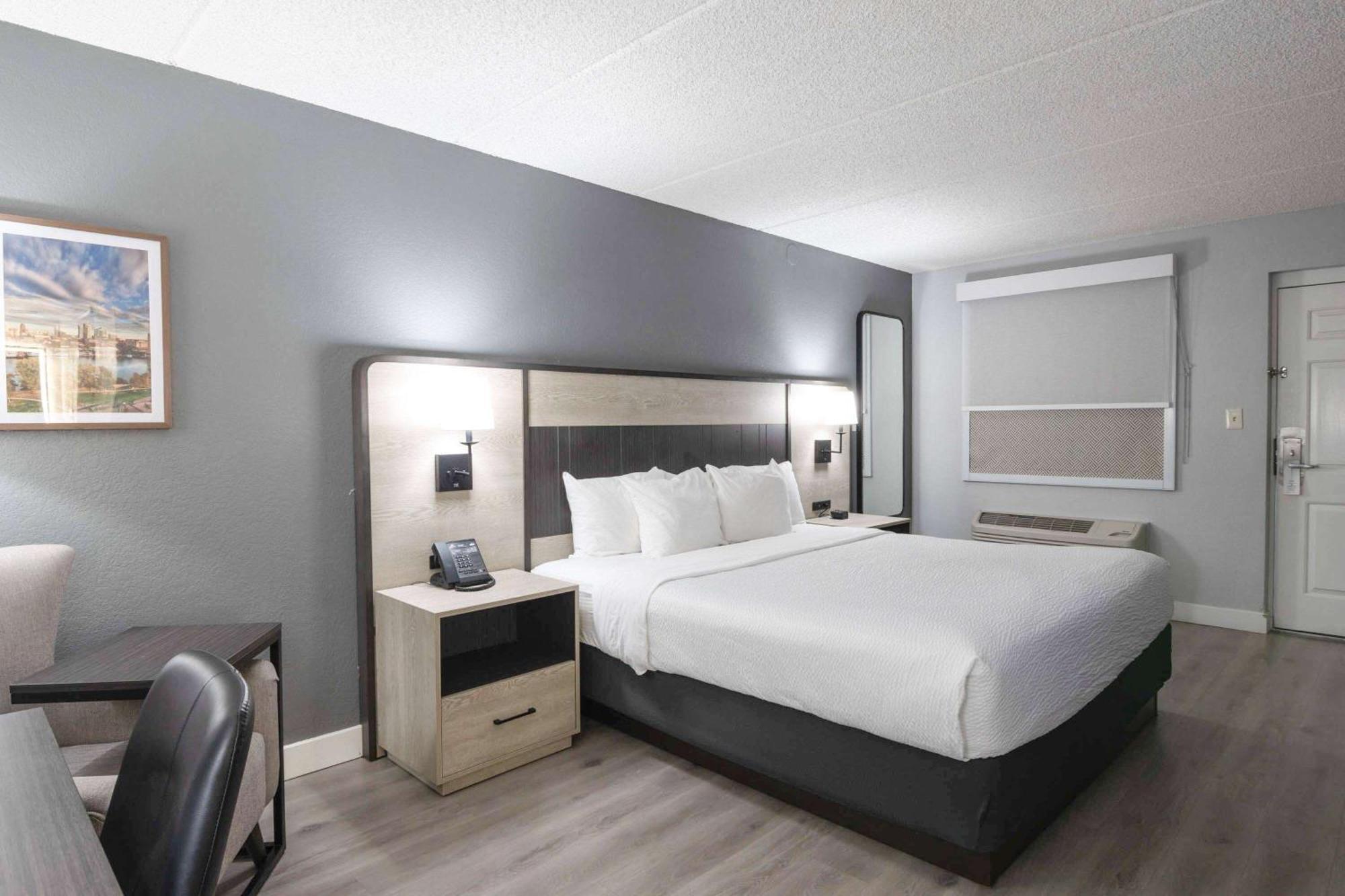La Quinta Inn By Wyndham Stockton Exteriér fotografie