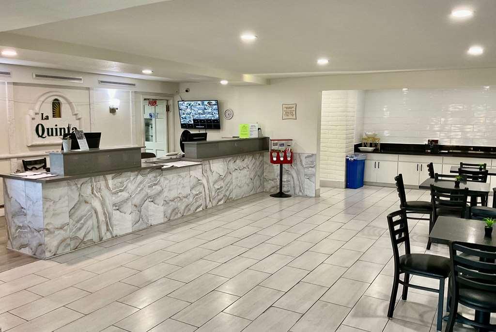 La Quinta Inn By Wyndham Stockton Interiér fotografie