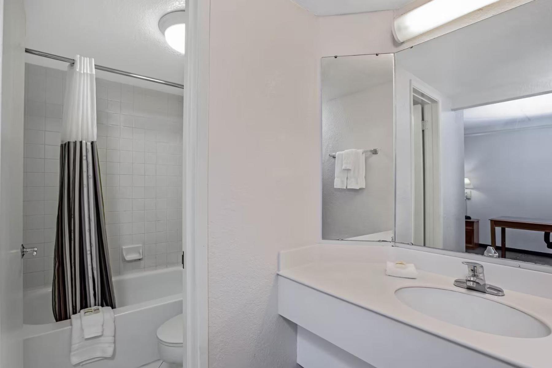 La Quinta Inn By Wyndham Stockton Exteriér fotografie